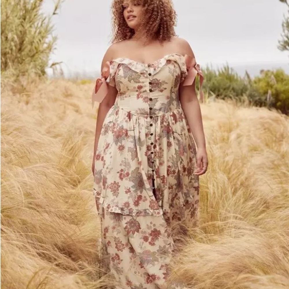 Torrid Floral Dress in Cream and Pink